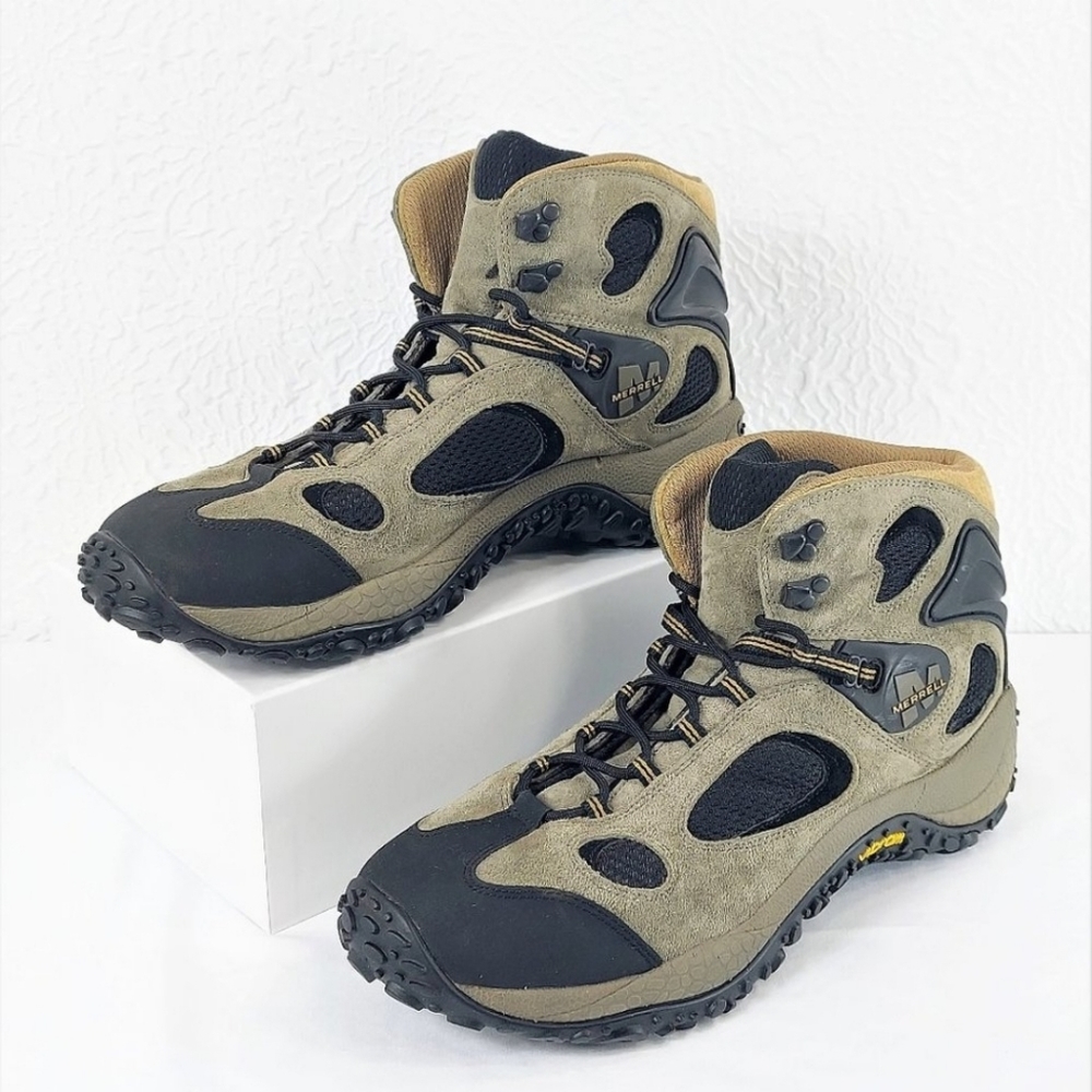 Merrell Chameleon Ventilator Mid Hiking Boot